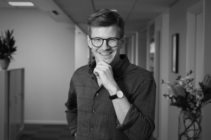 Pontus Nyman : Reporter, Fri Köpenskap
