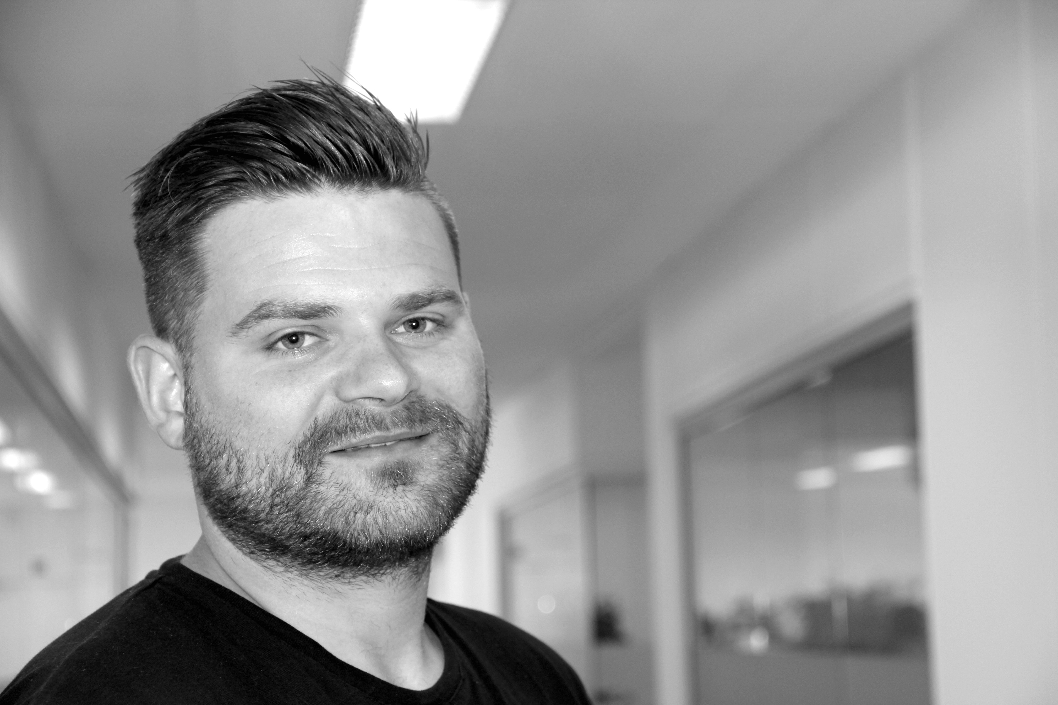 Mads Petersen : Mediekonsulent