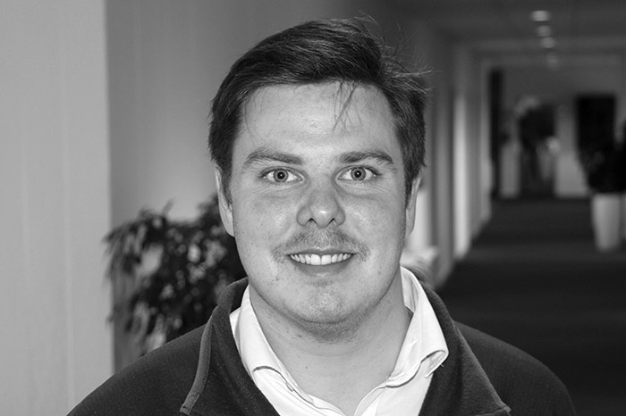 Mads Peter Starling-Juhl : Studentermedhjælper, Byggedata