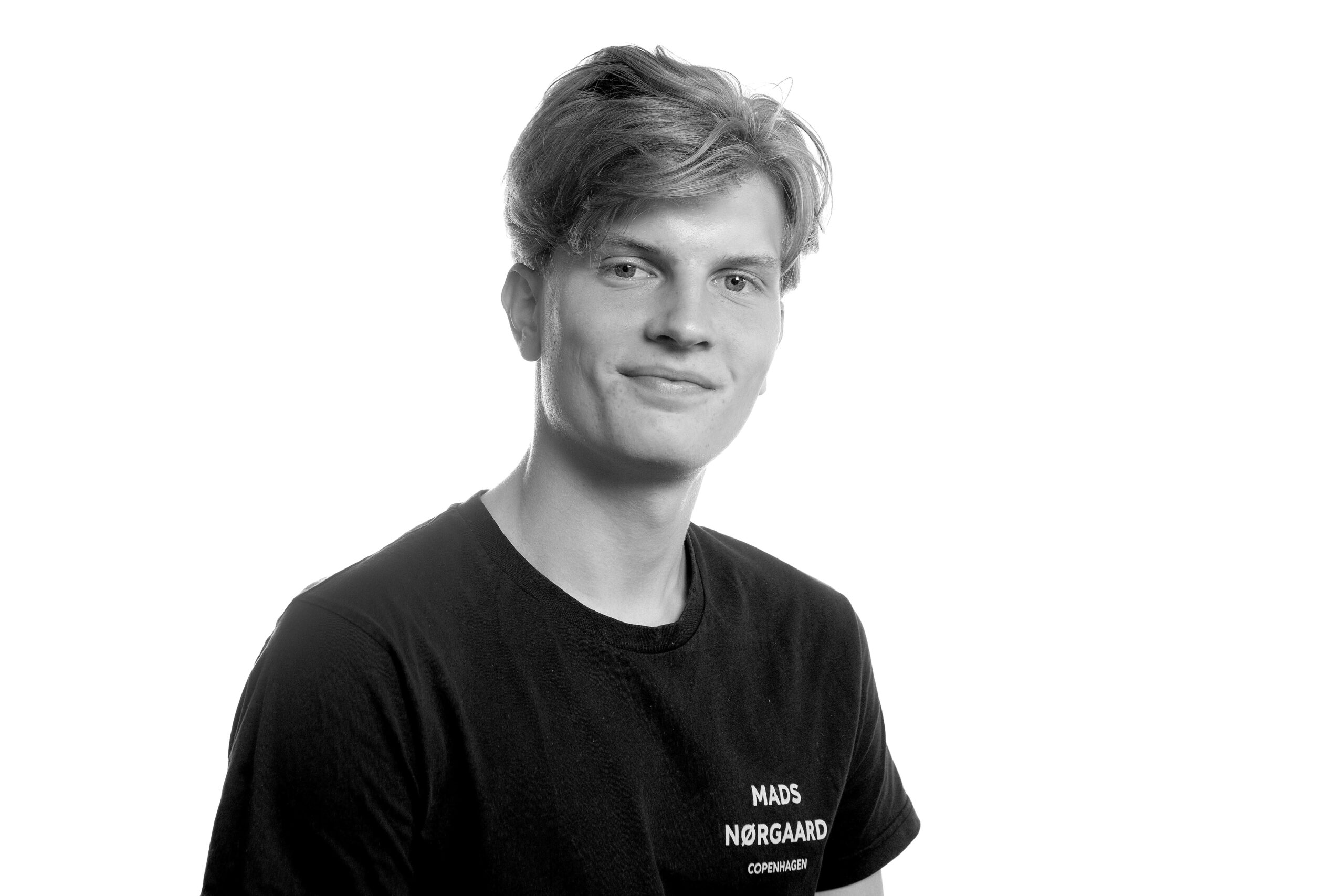 Zakarias Hove Johansson : Studentermedhjælper, Abonnement