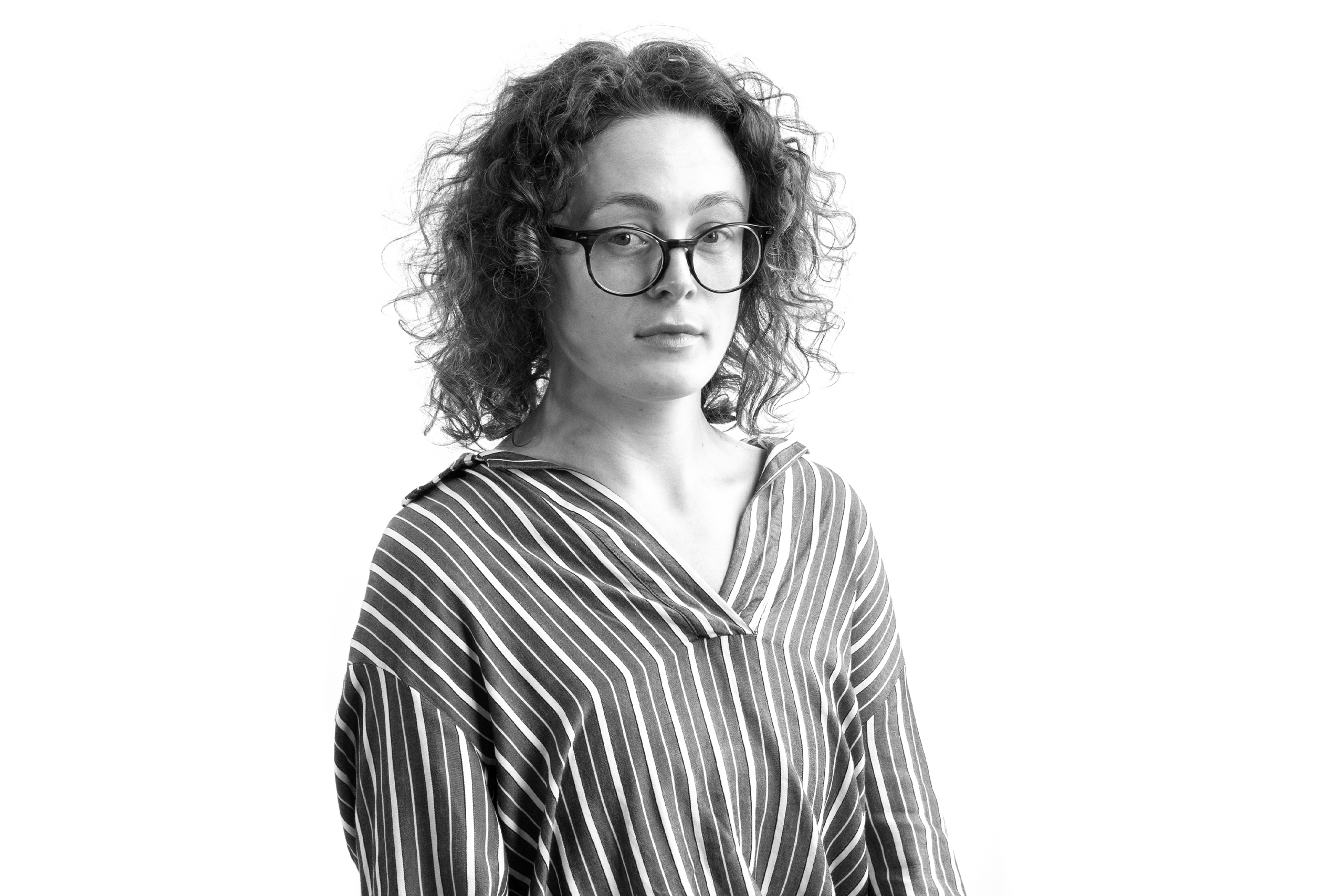 Alina Österström : Reporter, Fri Köpenskap